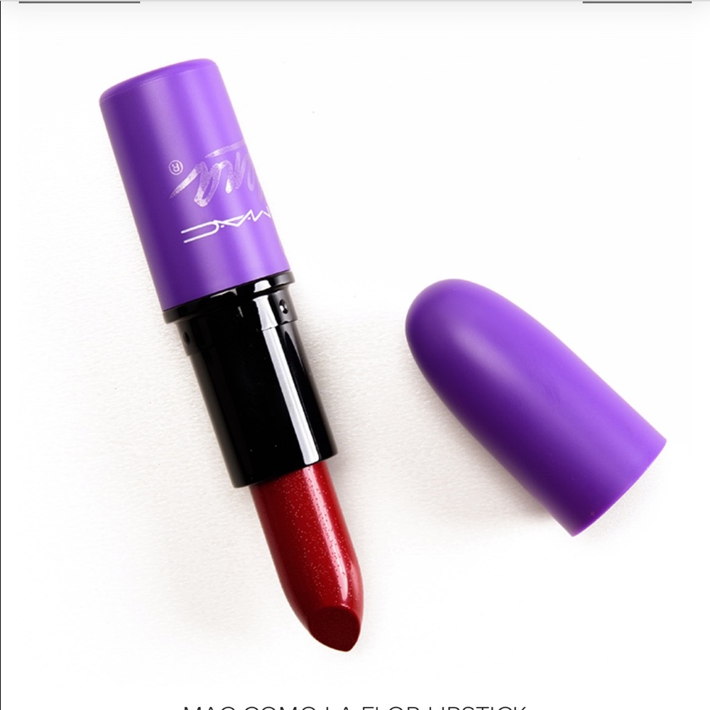 MAC x Selena “Como La Flor” lipstick